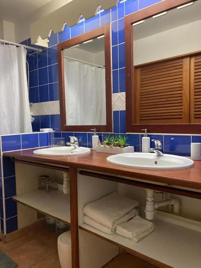 Halona Sun Apartment Le Gosier  0*, Le Gosier (Grande-Terre)